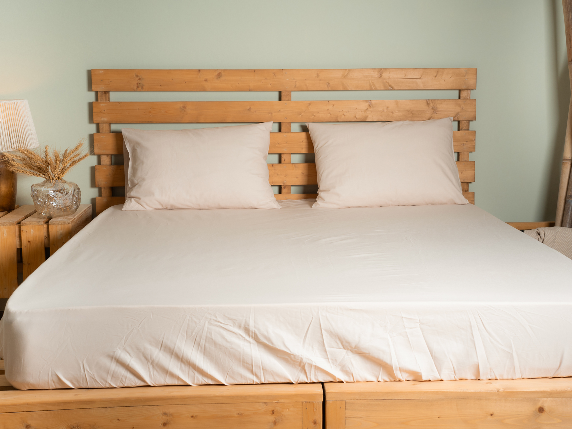 نیم ست ملحفه کشدوزی برند iyi geceler istanbul سه تکه رنگ بژ دو نفره 180x200 